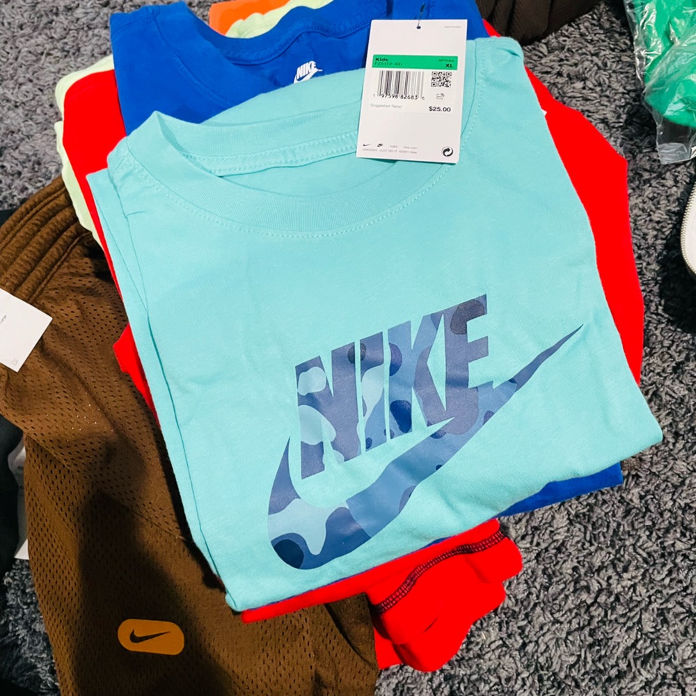 Nike Aqua T-Shirt with Camo Logo